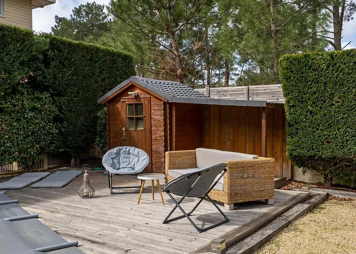 Feriehus La Perliere - Avec Piscine Proche Du Golf